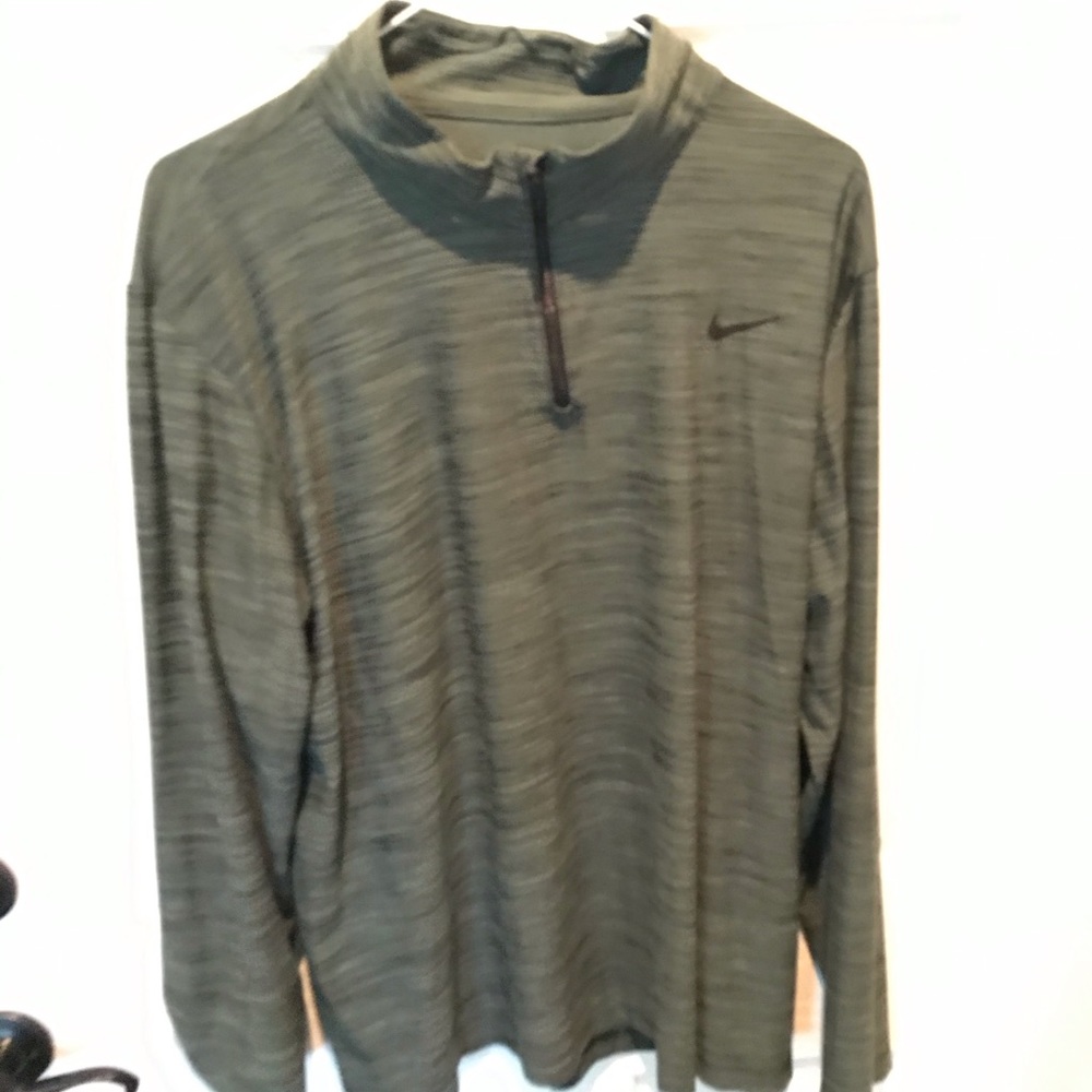 Nike Pullover
